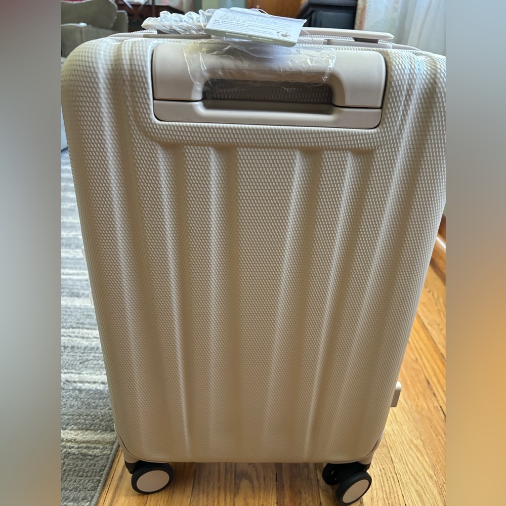 Hanke 20 Inch Carry On Luggage Lightweight Hardside Suitcase